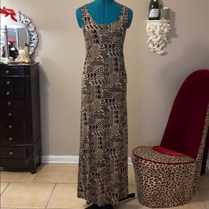Forever 21 sleeveless maxi dress size Medium